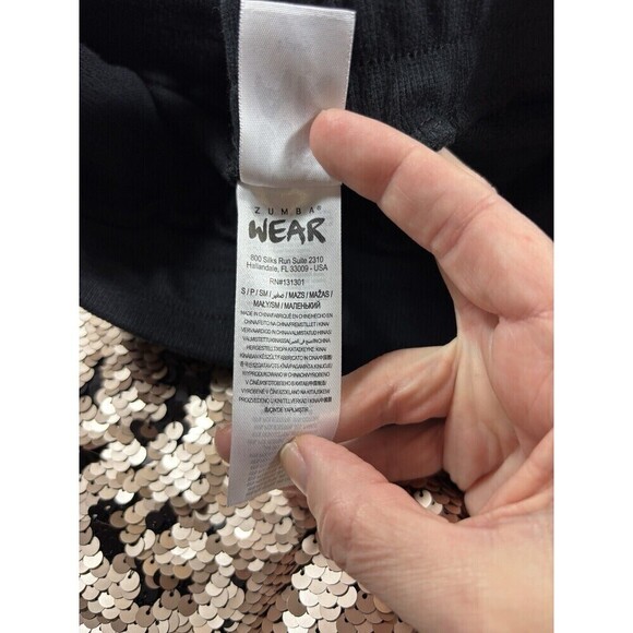 NWT Zumba Glitz + Glam Capri Sweatpants Black Bronze Gold Metallic Spicy Small - Picture 9 of 16